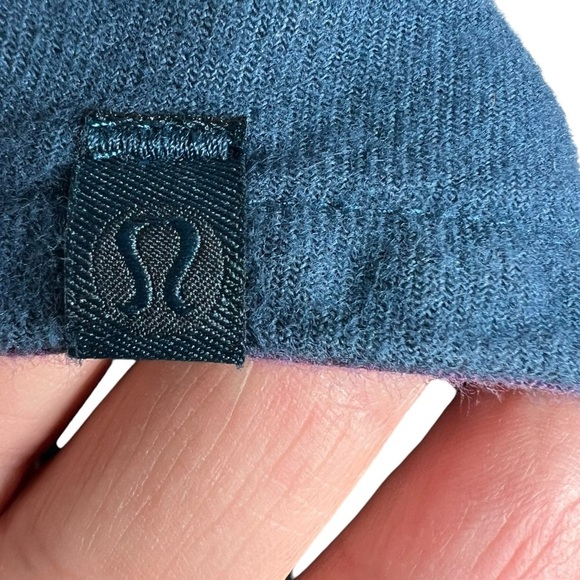 LULULEMON "Full Day Ahead" Women's button down plaid flannel shirt Size 6 - Picture 9 of 9